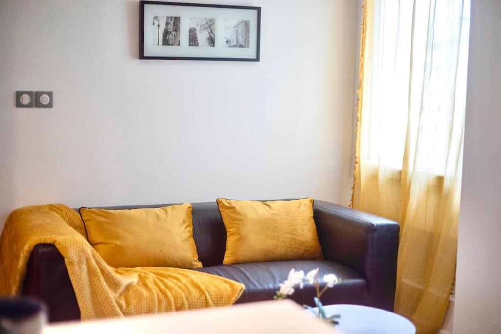 T2 Cosy & Moderne Avec Parking Prive Gratuit A Villeurbanne Kültér fotó