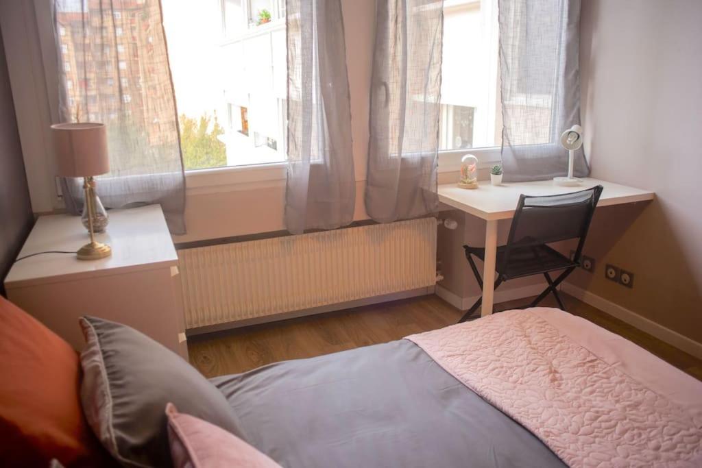 T2 Cosy & Moderne Avec Parking Prive Gratuit A Villeurbanne Kültér fotó